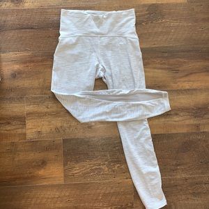 White/grey lululemon leggings in very good condition.